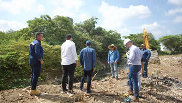 La C.R.A. inició trabajos para la recuperación de la capacidad hidráulica y ambiental del arroyo León