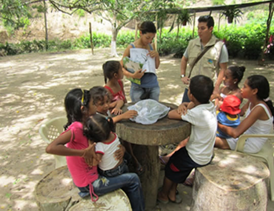 Liberación de Iguanas y concientización ambiental en Luriza fomentan C.R.A y Alcaldía de Usiacurí. Liberación de Iguanas y concientización ambiental en Luriza fomentan C.R.A y Alcaldía de Usiacurí.