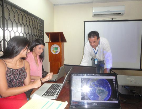 C.R.A HACE PRESENCIA EN MUNICIPIOS, ASESORANDO SOBRE REVISIÓN Y AJUSTES DE POTS.