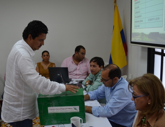 ELEGIDOS REPRESENTANTES DE LOS ALCALDES ANTE CONSEJO DIRECTIVO DE CRA