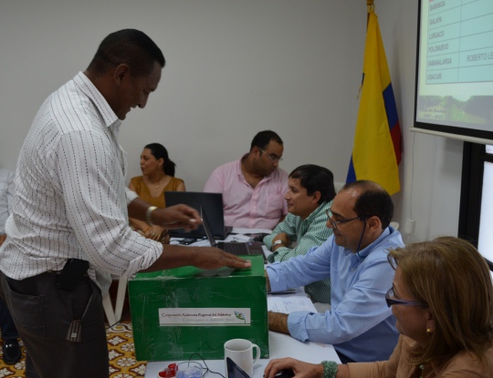 ELEGIDOS REPRESENTANTES DE LOS ALCALDES ANTE CONSEJO DIRECTIVO DE CRA