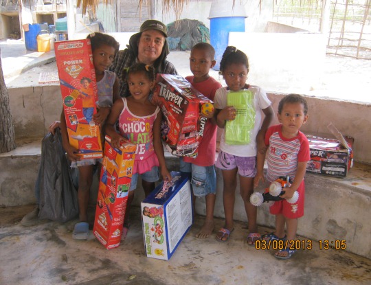 C.R.A. IMPLEMENTA ACTIVIDADES SOCIALES CON NIÑOS EN CENTROS POBLADOS COSTEROS