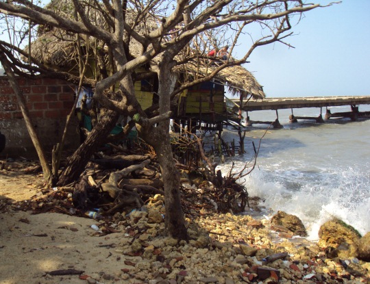 C.R.A. EN INSPECCIÓN DE PLAYAS CON EROSIÓN MARINA EN PUERTO COLOMBIA, ATLÁNTICO