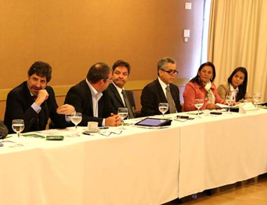 Se reactiva acuerdo por el Buen Gobierno en la gestión ambiental de las CAR