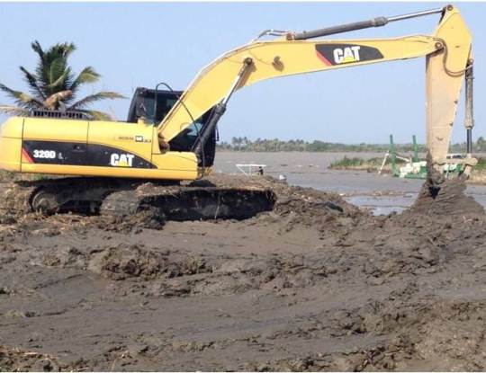 C.R.A AVANZA EN DRAGADO DE LOS CAÑOS TRAMPOSOS Y LAS COMPAÑÍAS