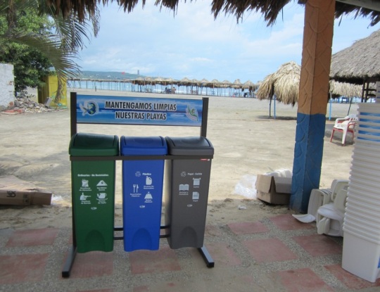 C.R.A y la Fundación Mundo Progreso realizan donación a Operadores Logísticos.