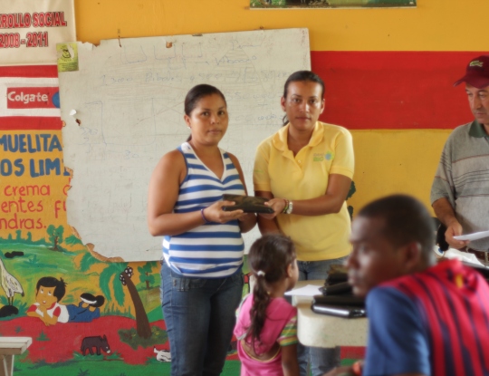 70 FAMILIAS DE ÁREAS PROTEGIDAS SE BENEFICIAN CON VIVEROS COMUNITARIOS PROMOVIDOS POR LA CRA