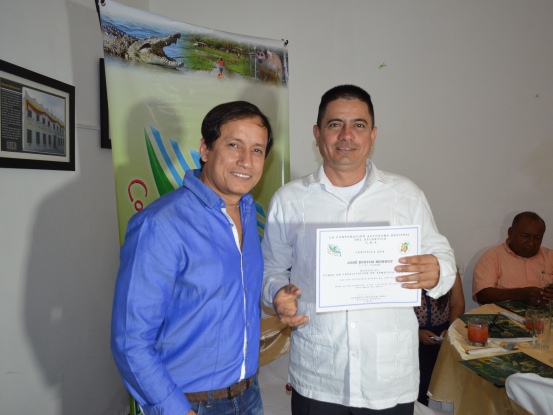 LIDERES Y VEEDORES DE SOLEDAD FUERON CERTIFICADOS POR LA CRA, EN TEMAS AMBIENTALES