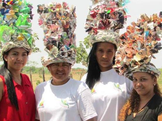En Fiestas de Carnaval <br /> C.R.A PROMUEVE ELABORAR DISFRACES EN MATERIAL RECICLABE Y NO UTILIZAR ESPECIES SILVESTRES - Corporación Autónoma Regional del Atlántico | C.R.A - A pocos días de comenzar el Carnaval en todo el departamento del Atlántico, la Corporación Autónoma Regional del Atlántico, CRA hace un llamado a la comunidad atlanticense para que eviten el porte y comercialización de especies silvestres durante estas festividades, cuidando las especies nativas del departamento y contribuyan con la conservación de la fauna y flora de nuestro ecosistema.