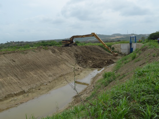 C.R.A EJERCE VIGILANCIA AL LAGO DEL CISNE Y VERIFICA SU RECUPERACIÓN