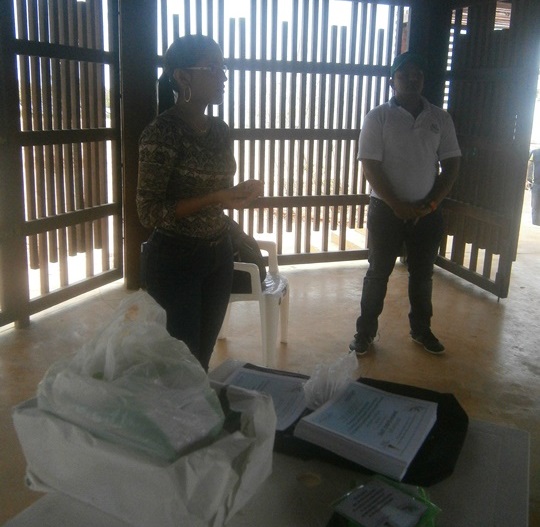 CRA CAPACITA A PESCADORES Y ESTUDIANTES EN EL CORREGIMIENTO LA PLAYA CRA CAPACITA A PESCADORES Y ESTUDIANTES EN EL CORREGIMIENTO LA PLAYA