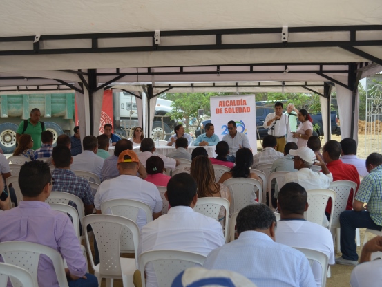 CRA Y ALCALDÍA DE SOLEDAD SOCIALIZARON OBRAS DE CANALIZACIÓN DEL ARROYO EL SALAO