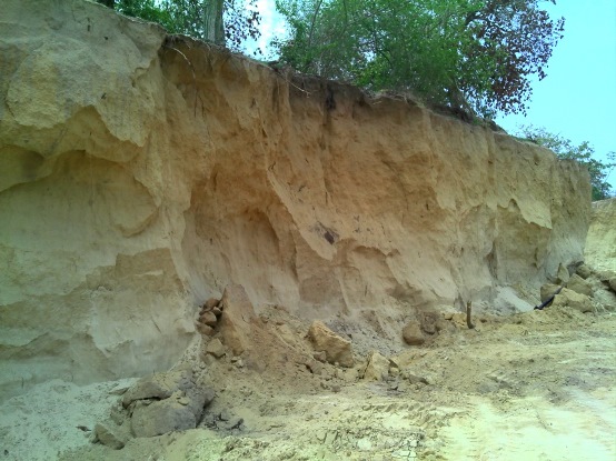 CRA ordena cierre preventivo a cantera en Santo Tomás