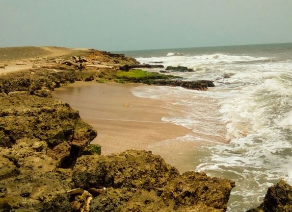 CRA AVANZA EN PROYECTO PILOTO DE REUTILIZACIÓN DE MADERA Y PLÁSTICO, EN PUNTA ROCA