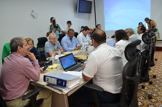 CONSEJO DIRECTIVO DE C.R.A. REELIGIÓ POR UNANIMIDAD A ALBERTO ESCOLAR COMO DIRECTOR GENERAL