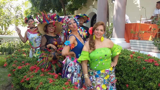 En #unasolagozadera la CRA eligió reina ambiental 2016