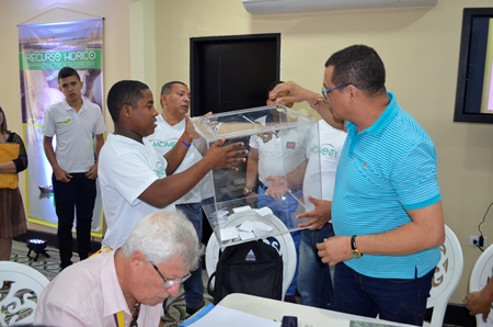 ELEGIDOS ALCALDES MUNICIPALES ANTE CONSEJO DIRECTIVO DE CRA