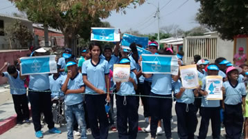 El poder del agua y del empleo transforma la vida de las personas El poder del agua y del empleo transforma la vida de las personas