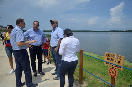 CORPORNOR INTERESADA EN REPLICAR PROYECTO DE RECUPERACIÓN DEL CISNE, EN SU DEPARTAMENTO