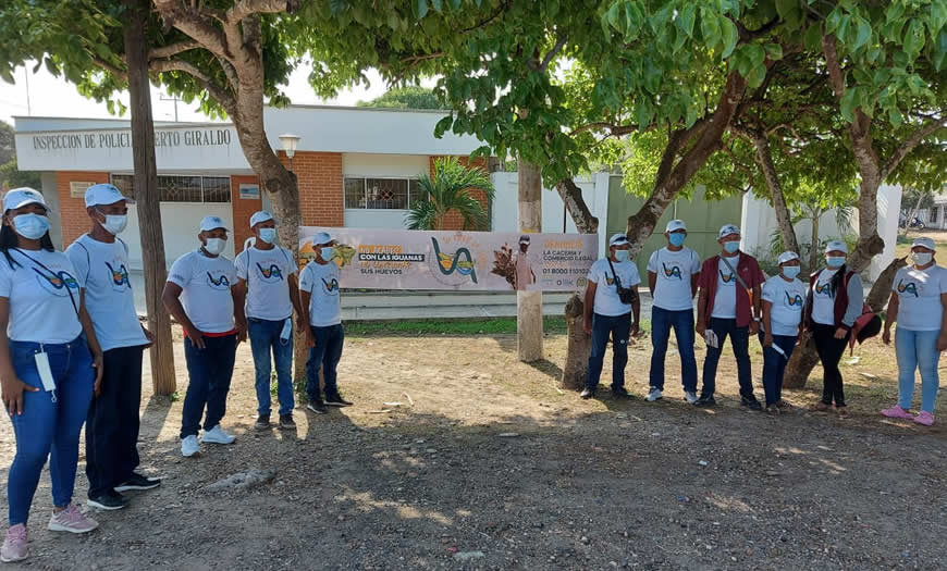 “Tú eres la clave, Que en Semana Santa, yo no haga parte de tu viacrucis”, campaña de la C.R.A y Fundación Alitic. - Corporación Autónoma Regional del Atlántico | C.R.A - La Corporación Autónoma Regional del Atlántico C.R.A y la Fundación ALITIC, con el apoyo de la Policía Nacional, lanzaron la campaña "TU ERES LA CLAVE" con el objetivo de sensibilizar a la población del Departamento, especialmente en las poblaciones de la franja oriental para abstenerse de participar en actividades de cacería, tráfico ilegal y consumo de especies amenazadas como la Iguana y la Hicotea, sobre las cuales aumenta la presión en esta época porque la población se evita consumir carnes rojas.  El mensaje central de la campaña es “Que en Semana Santa, yo no haga parte de tu viacrucis”.