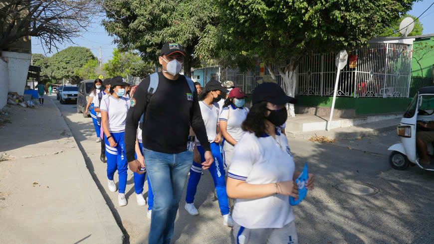 Con caminata ecológica, limpieza de playas y siembra de plántulas, C.R.A continúa celebrando Día Mundial del Agua. 1 Con caminata ecológica, limpieza de playas y siembra de plántulas, C.R.A continúa celebrando Día Mundial del Agua. - Corporación Autónoma Regional del Atlántico | C.R.A - <