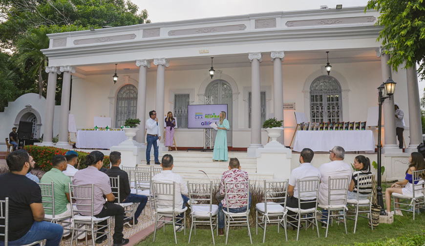 C.R.A. premia el talento atlanticense en concurso de video y fotografía 1 C.R.A. premia el talento atlanticense en concurso de video y fotografía - Corporación Autónoma Regional del Atlántico | C.R.A - La Corporación Autónoma Regional del Atlántico C.R.A., realizó este jueves, la premiación del concurso de video y fotografía "Atlántico Respira Ambiente 2023". Una estrategia para promover, entre los atlanticenses, la conciencia ambiental y la conexión entre los ecosistemas del departamento, así como resaltar la importancia de la Gestión Integral de Residuos Sólidos (GIRS) y las acciones de adaptación y mitigación al cambio climático.