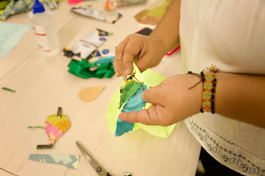 C.R.A, Unisimón y Judy Hazbún impulsan la creatividad y la sostenibilidad en el Carnaval - Corporación Autónoma Regional del Atlántico | C.R.A - La Corporación Autónoma Regional del Atlántico C.R.A., el Centro de Educación Continuada de la Universidad Simón Bolívar y la reconocida diseñadora y líder en moda sostenible Judy Hazbún, se unieron para fomentar la innovación y la conciencia ambiental en el marco de las fiestas carnestolendas