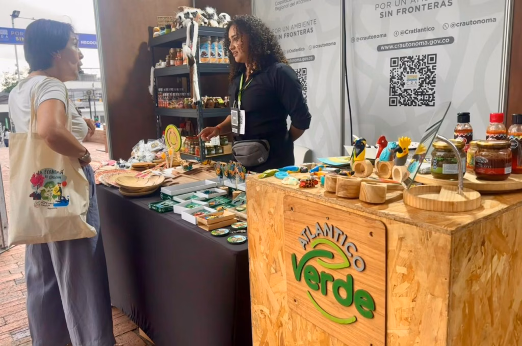 C.R.A, aliada estratégica en Cumbre Glocal de Economía Circular en Ibagué - Corporación Autónoma Regional del Atlántico | C.R.A - La Corporación Autónoma Regional del Atlántico- C.R.A participa como entidad aliada estratégica en la Cumbre Glocal de Economía Circular 2026, que se realiza en la ciudad de Ibagué, consolidando su liderazgo como una autoridad ambiental innovadora y referente en sostenibilidad territorial.